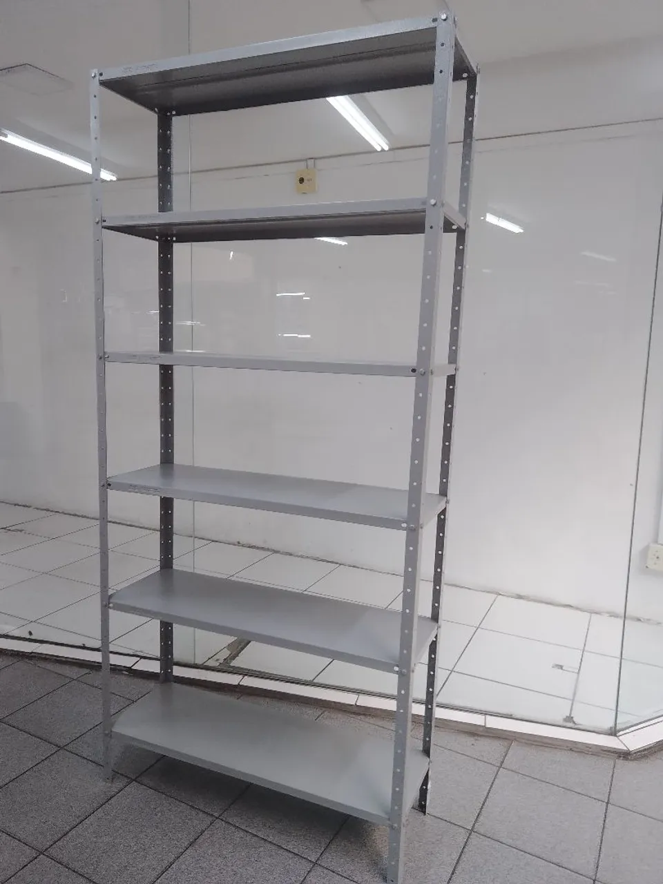 Prateleira de Aço para Comércio - Ótimo estado