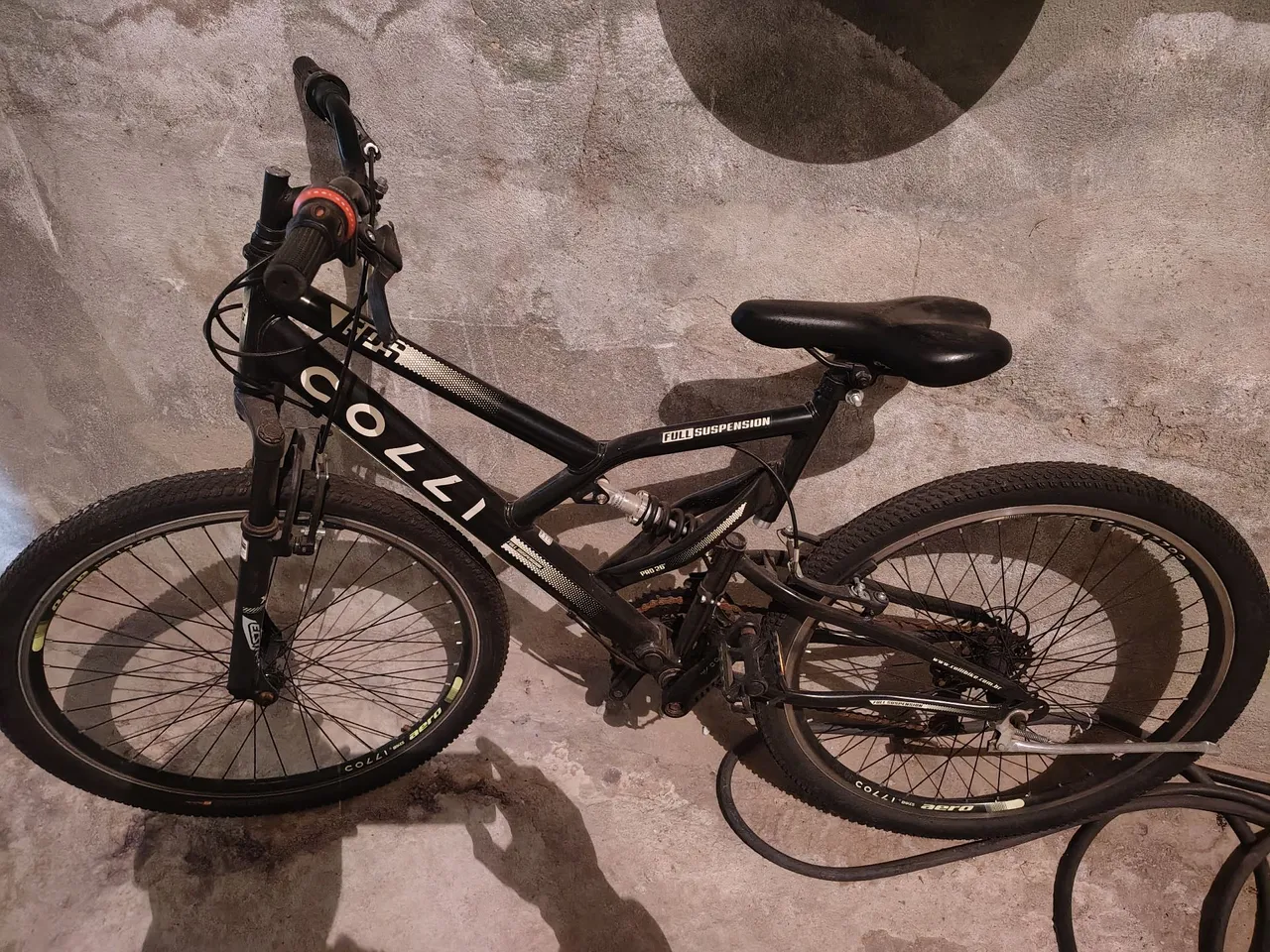 Bicicleta Colli 1770 Aro 26 Full Suspension