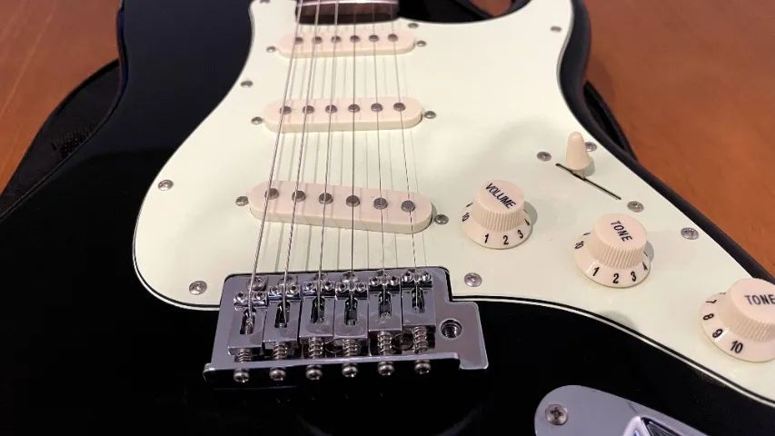 Guitarra Elétrica SX
