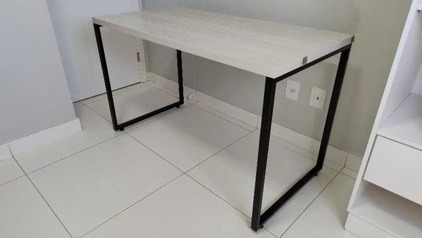 Mesa de escritório/escrivaninha NOVA - 1,20 x 0,60 x 0,75 - Foto 3