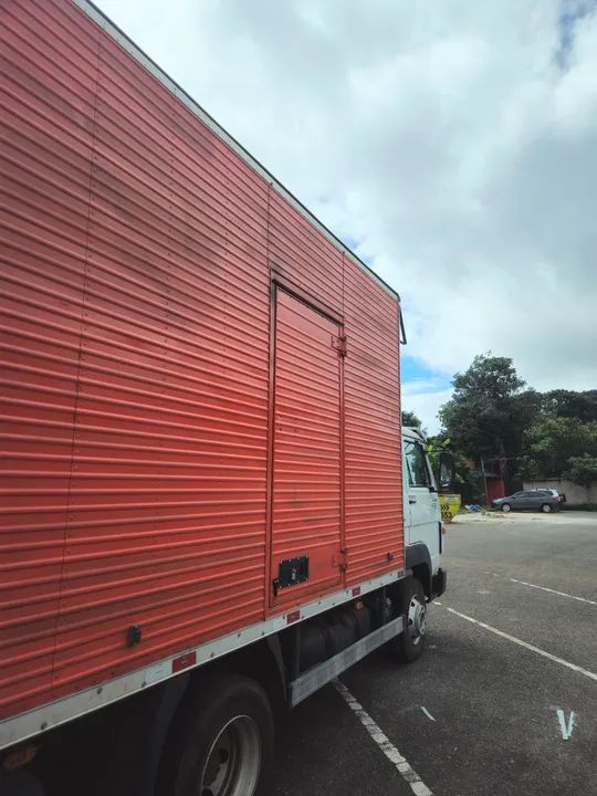 Caminhão Baú Volkswagen Delivery 10:160 - Foto 7