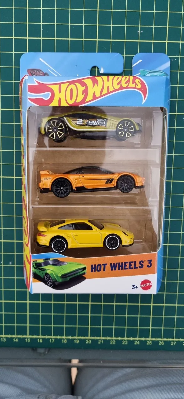 Hot Wheels - Subaru Impreza WRX (Spring Easter - Exclusivo Walmart