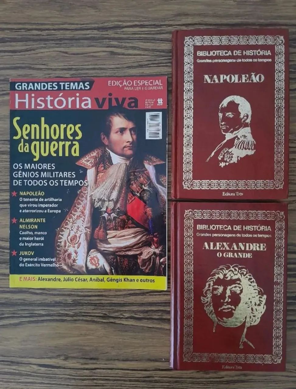 Napoleão e Alexandre: 2 livros e 1 revista