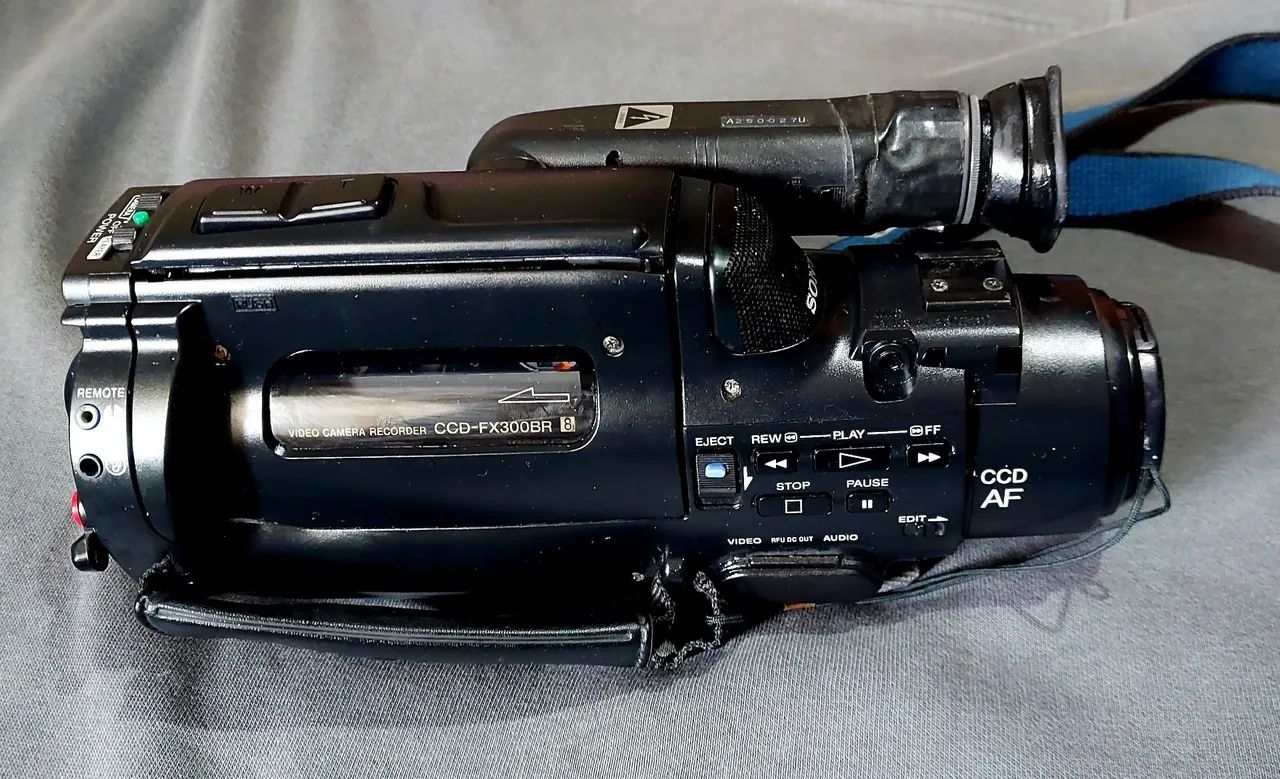 Filmadora Sony Video 8 Handycam  com defeito  - Foto 2