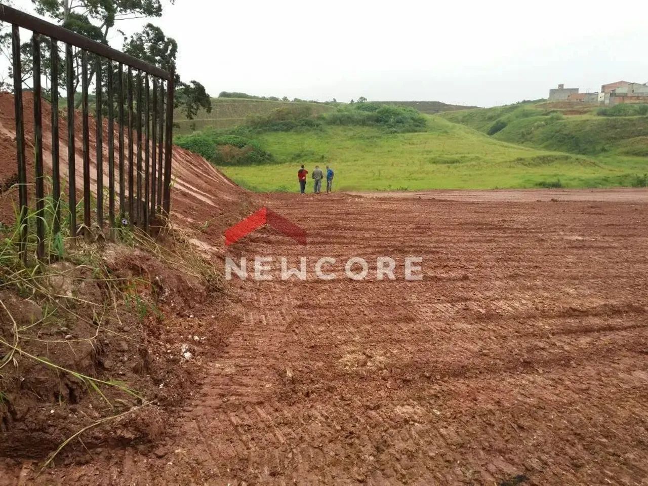Lote em Estrada Mauá e Adutora Rio Claro - Jardim Ipê - Mauá/SP - Foto 2
