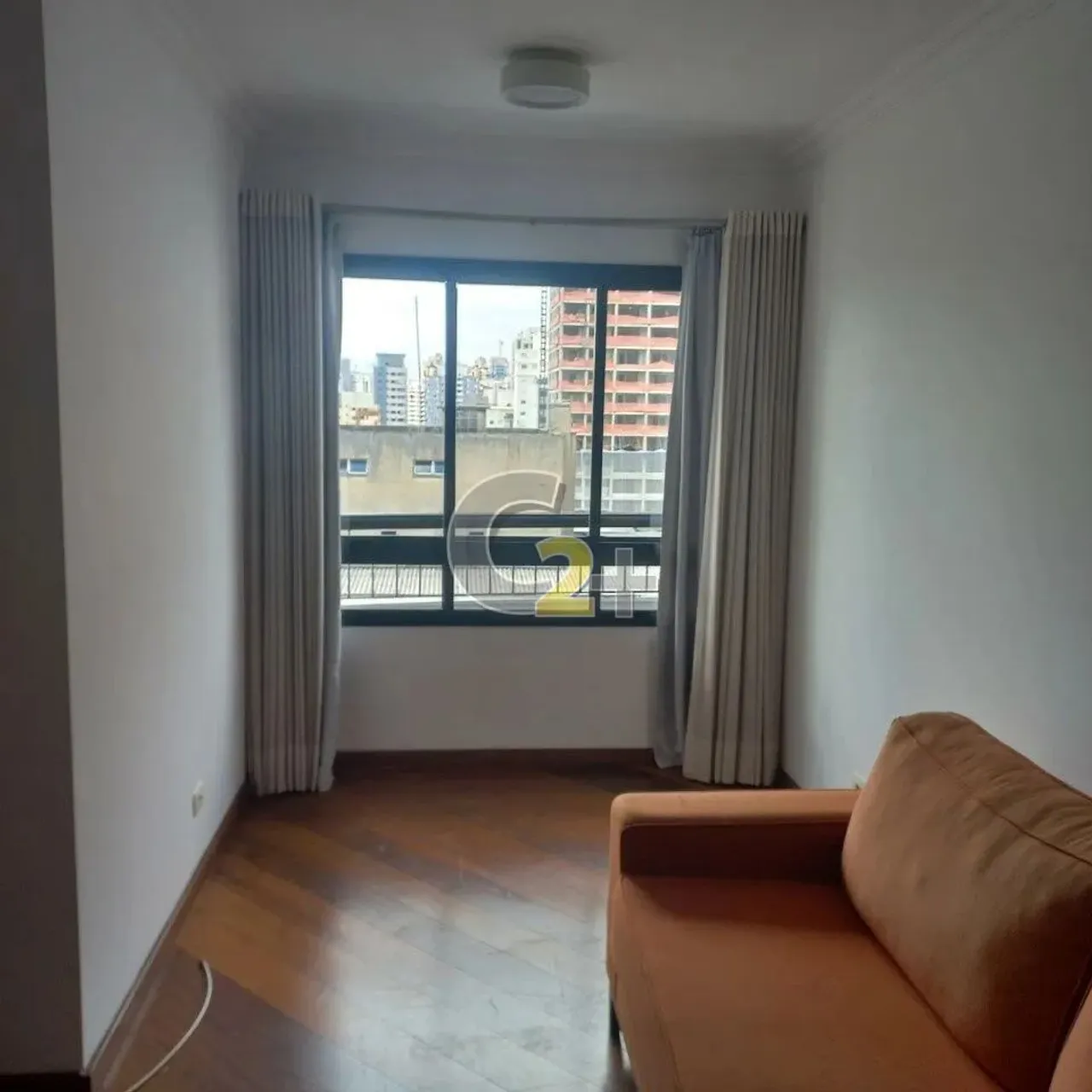 Apartamento para locação na Pompéia, 2 quartos, 1 suíte, 1 vaga de garagem