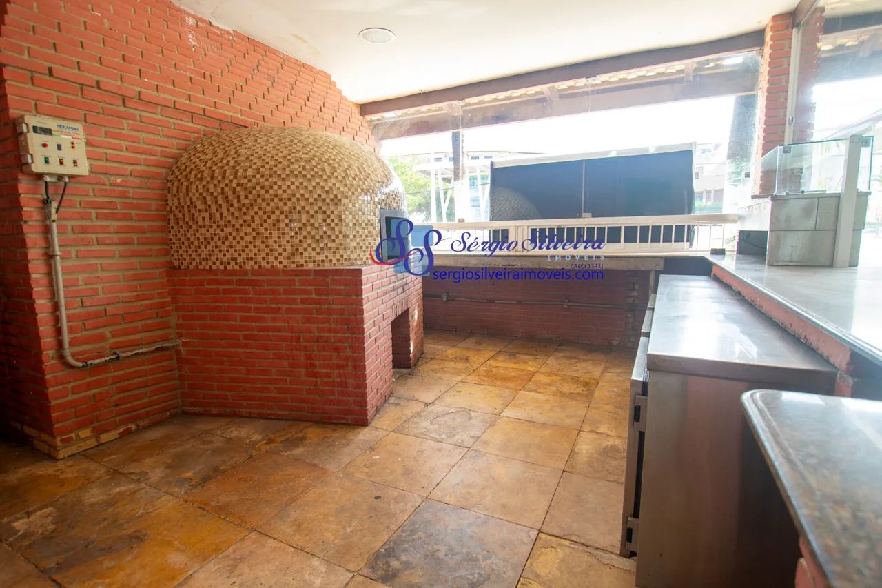 Ponto comercial em avenida principal no Porto das Dunas - Foto 9