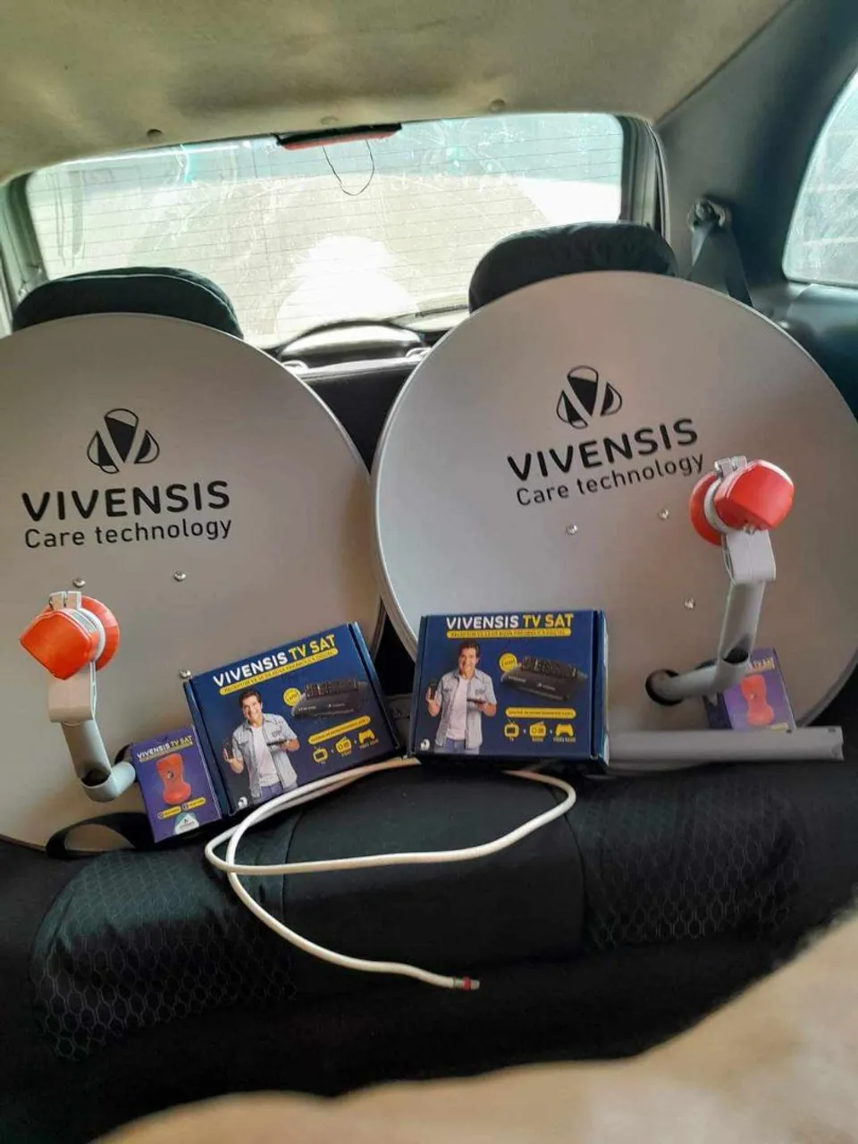 Antena Parabólica Vivensis com Receptor