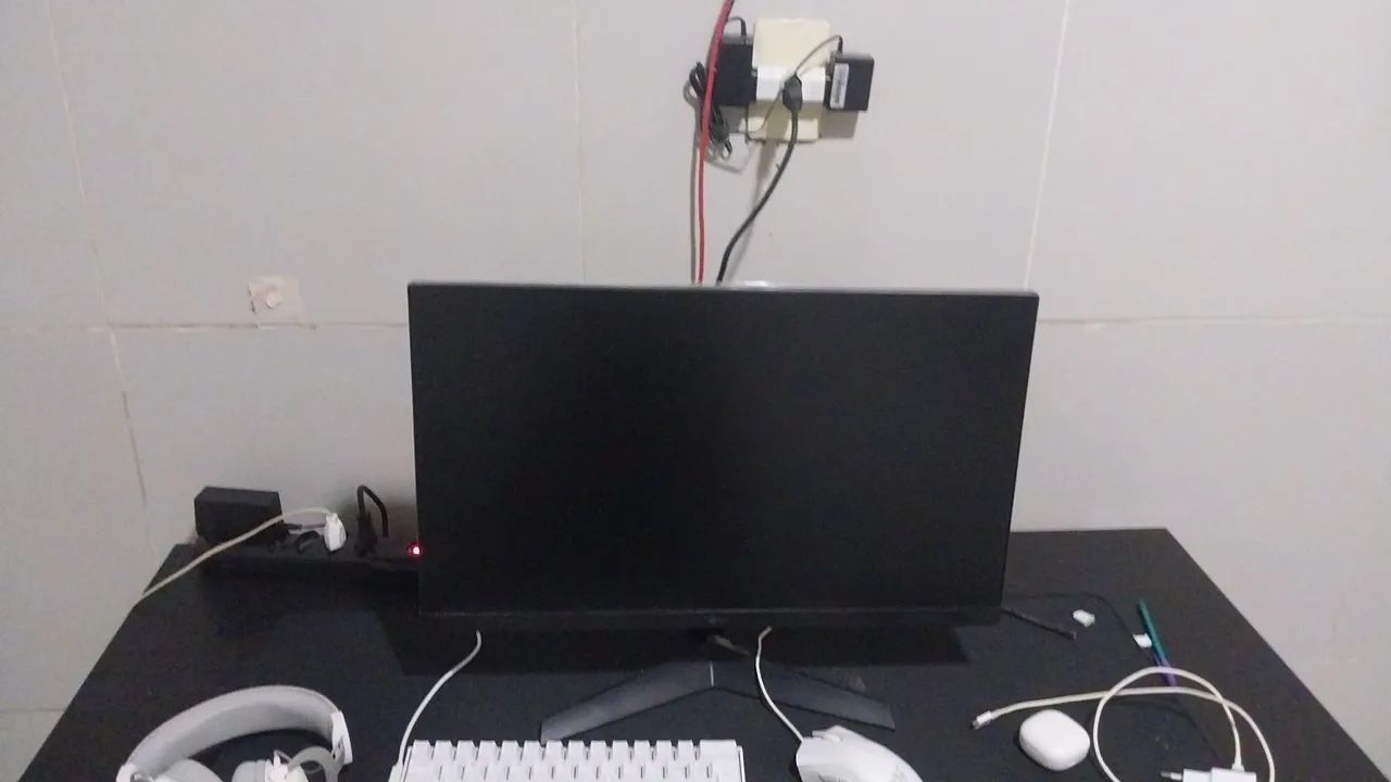 Monitor Gamer LG 24 polegadas - 144Hz - Full HD