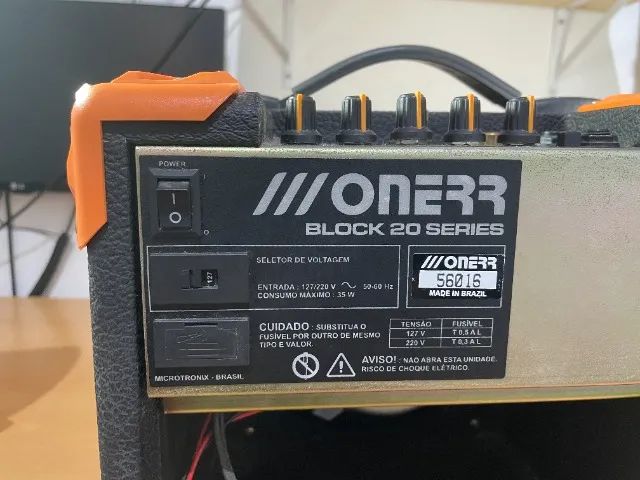 Caixa Amplificada Onerr Block 20 series - seminovo - Foto 3