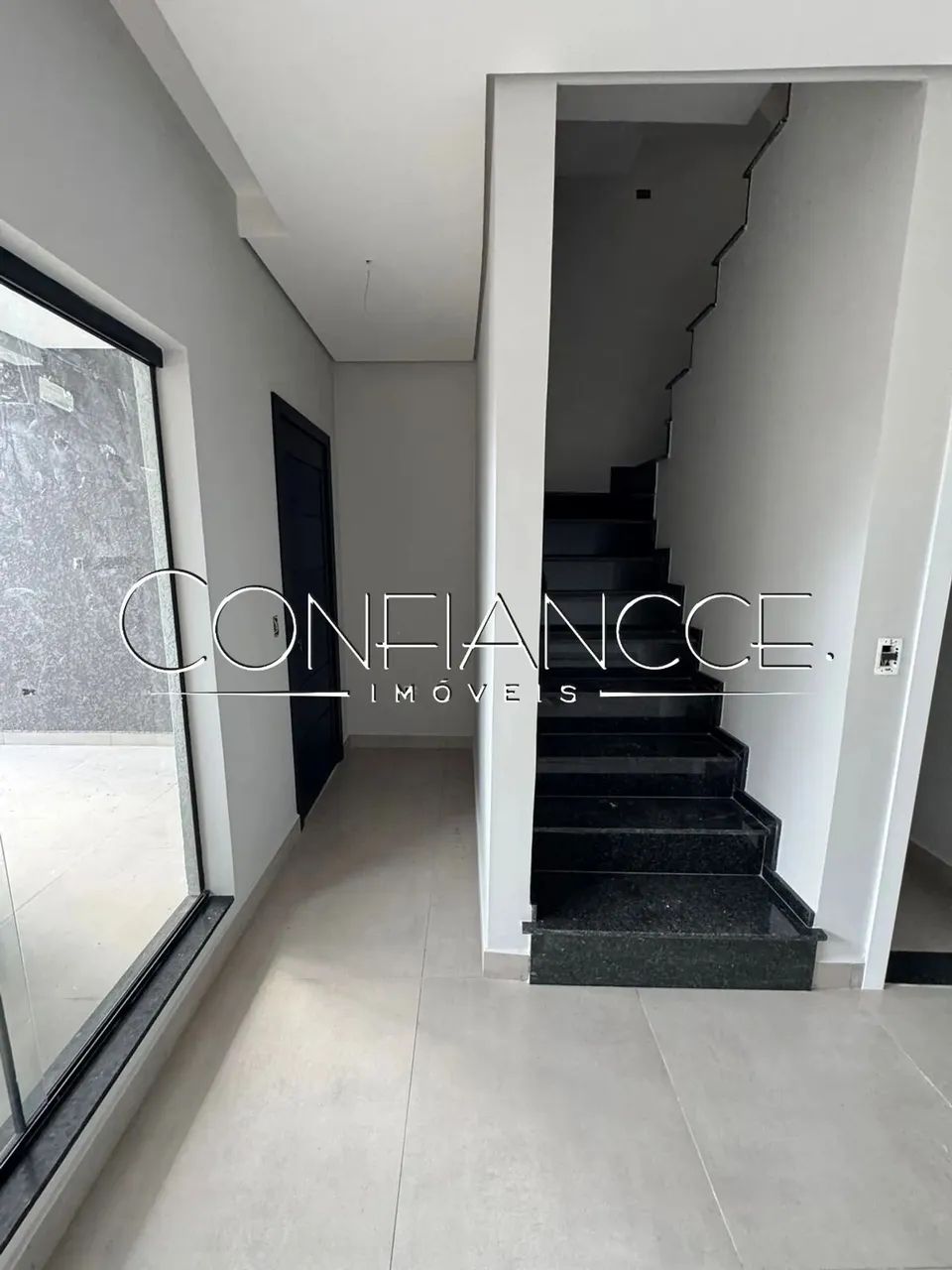 Casa em Condominio com 3 quartos para alugar em Vivendas do Parque, Santa Candida | Confia - Foto 4