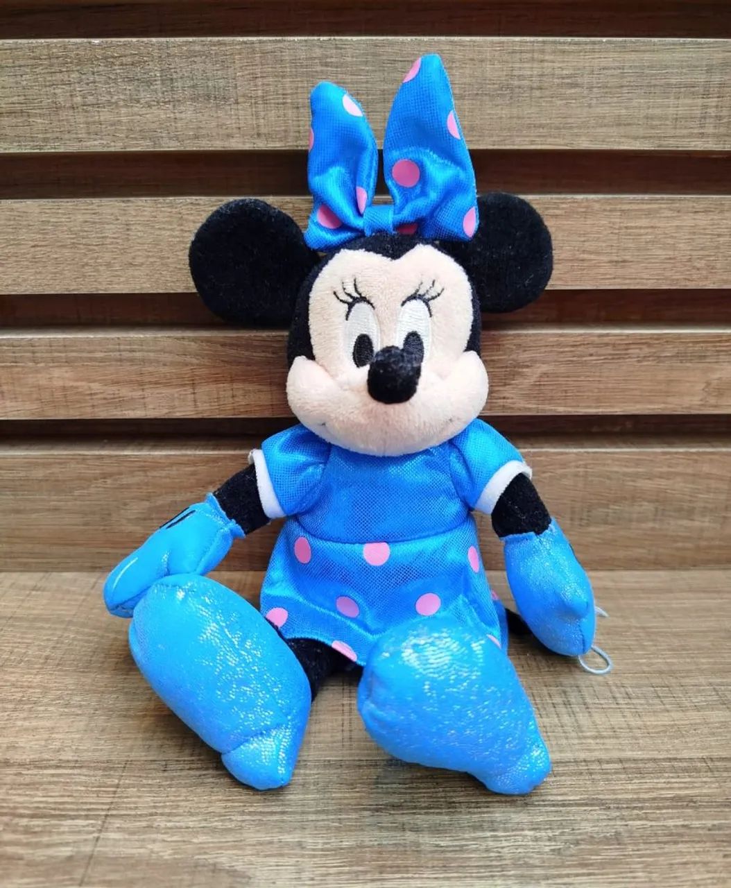Pelcia Minnie Mouse Azul Disney - Maternidade e Cuidados com o Beb - Vila Monte Serrat, Cotia 1406128710 | OLX Pelcia Minnie Mouse Azul Disney - Maternidade e Cuidados com o Beb - Vila Monte Serrat, Cotia 1406128710 | OLX
