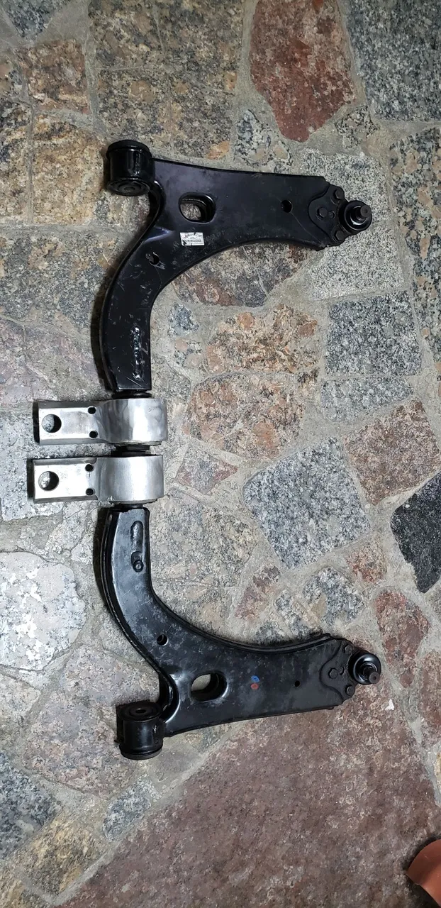 Bandeja Ecosport Suspensão Dianteiro - Par