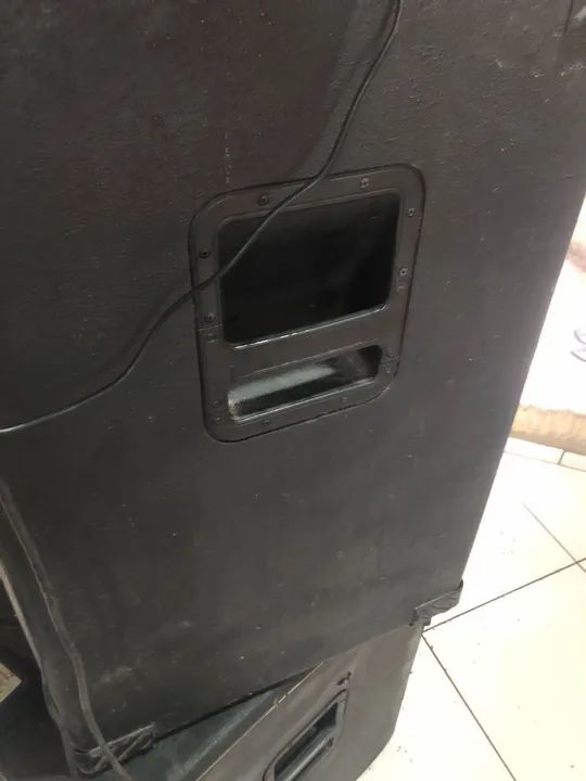 Caixa de Som Electro-Voice ELX115P - Foto 4