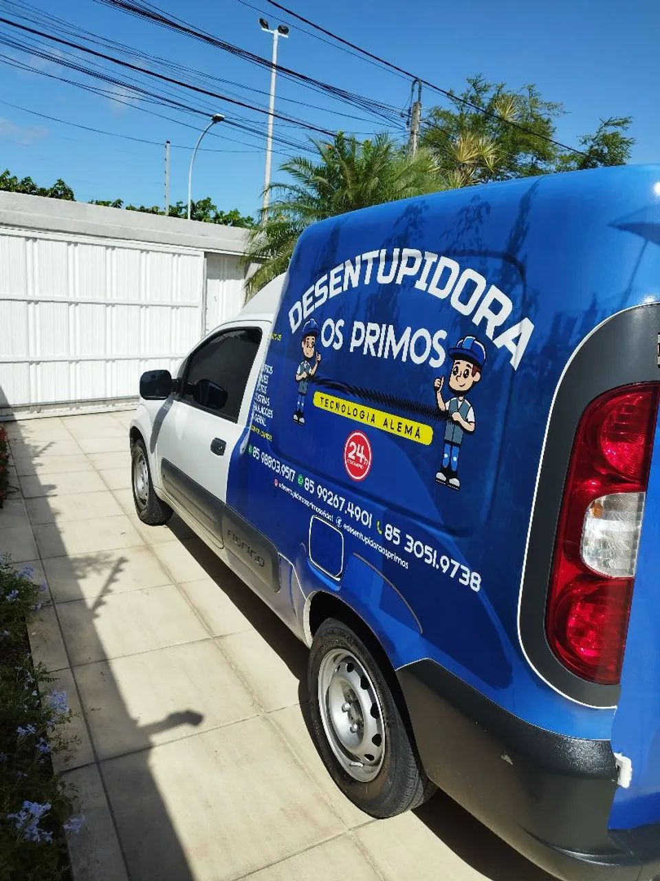 Desentupidora os primos 24 horas agilidade e compromisso com o cliente - Foto 2