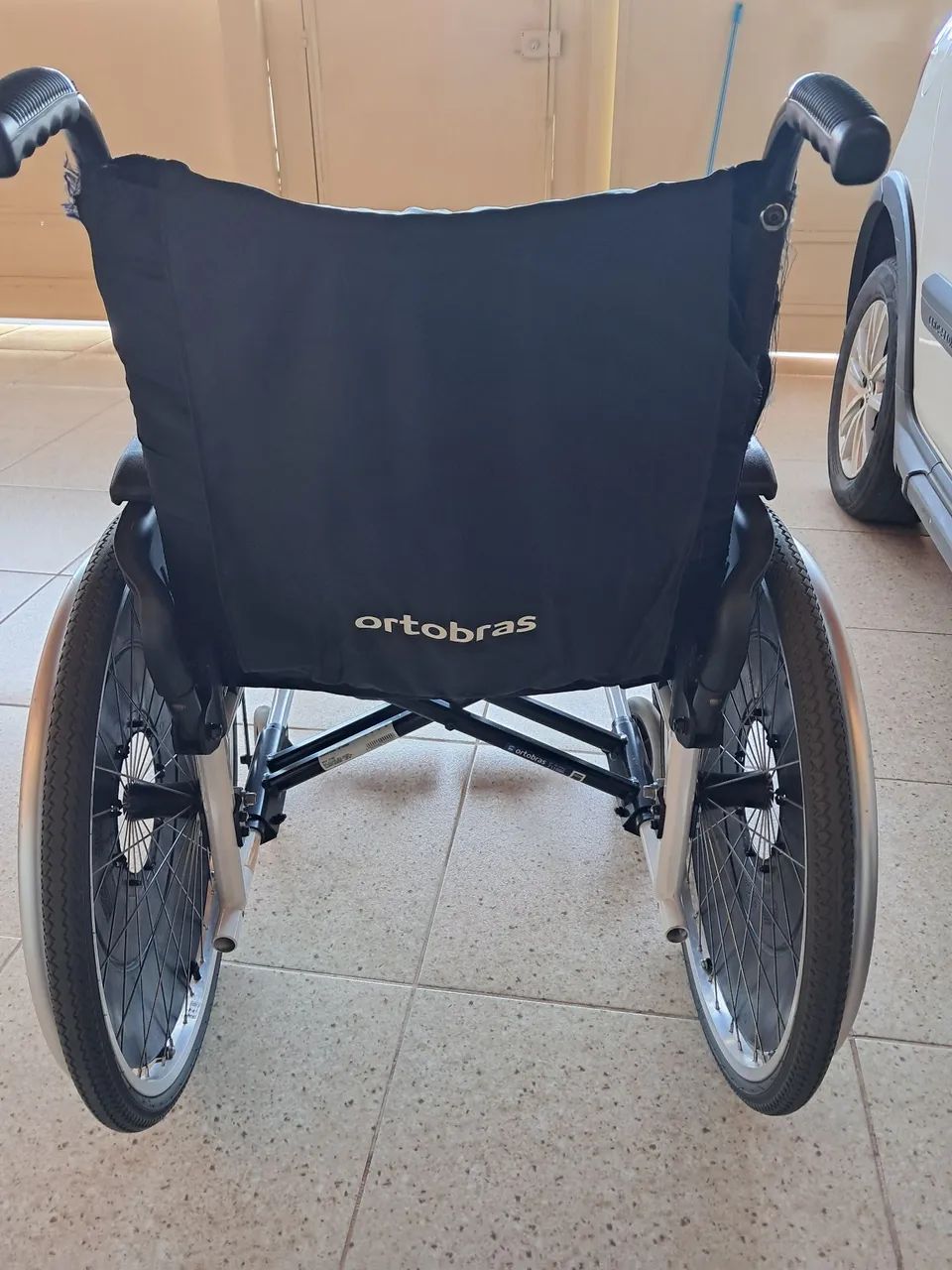 Cadeira de Rodas dobrável 