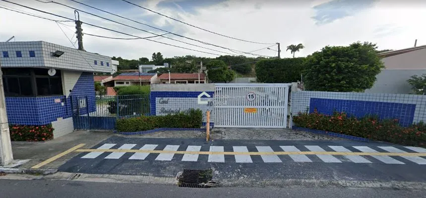 Casa à venda em Condomínio fechado