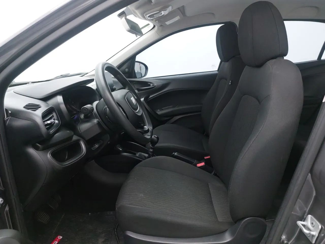 Fiat Cronos 1.0 6V Flex, foto 16 de 18
