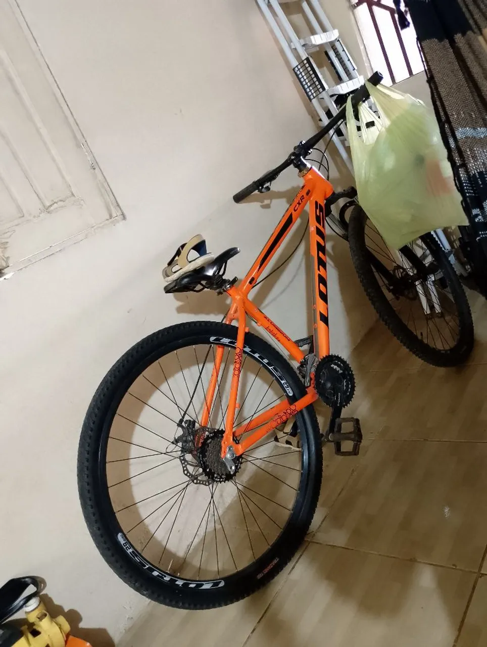 Bicicleta Lotus CXR - Acessórios e Conforto!