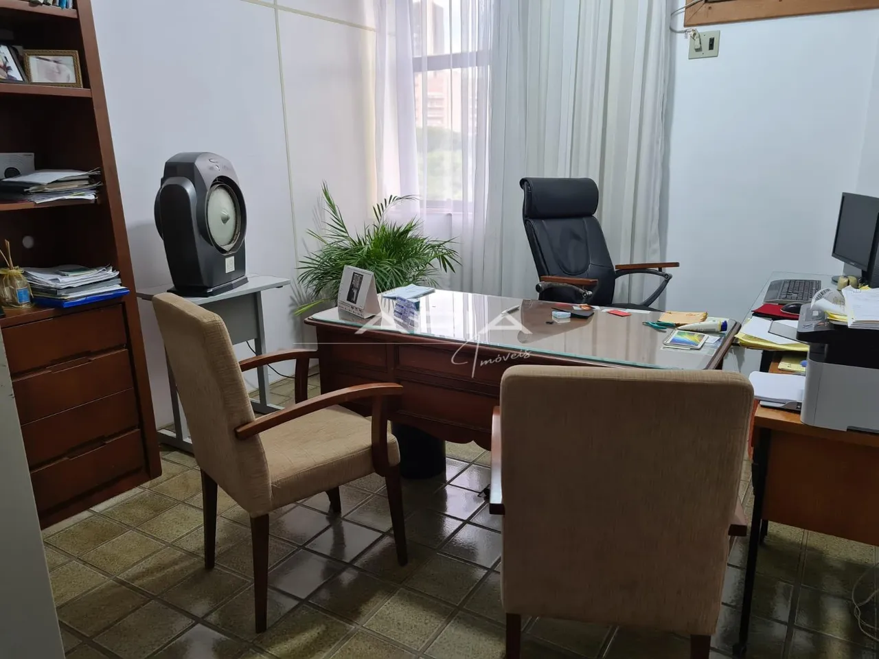 Disponivel para venda , Sala Comercial ,65 M², Centro , Londrina,PR.