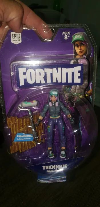 Boneco Figura de Ação Fortnite Teknique com Acessório Sunny - Foto 2