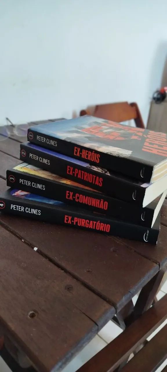 Coleção Ex de Peter Clines - 4 livros