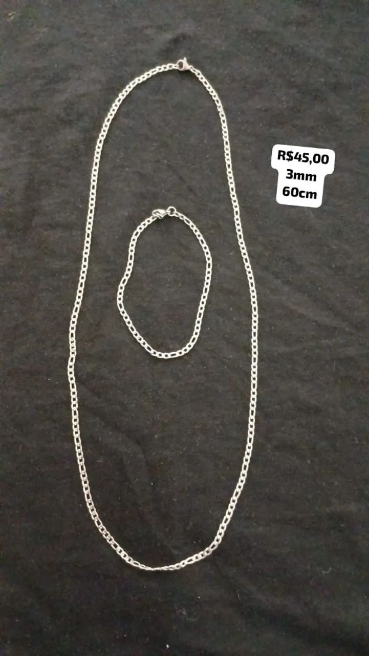 Colar masculino mais pulseira.