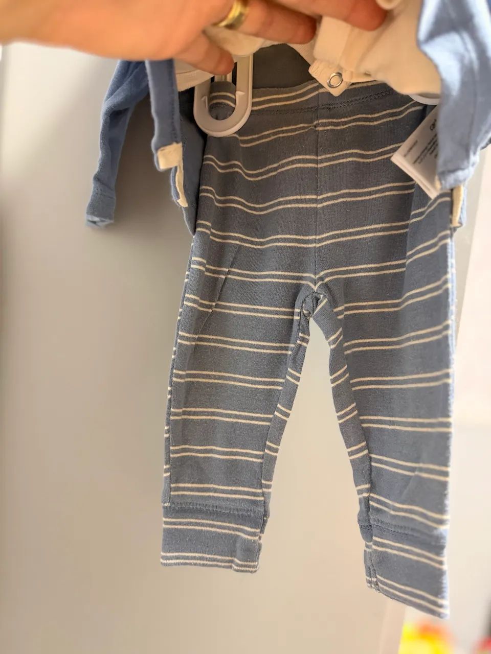 Conjunto Carters 6 meses 3 peças - Foto 4