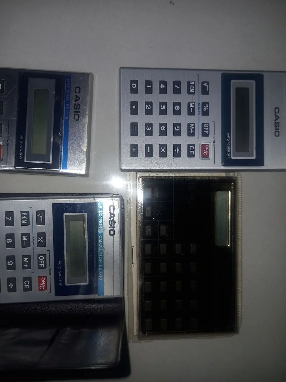 Lote calculadora de bolso antiga com defeito  - Foto 2