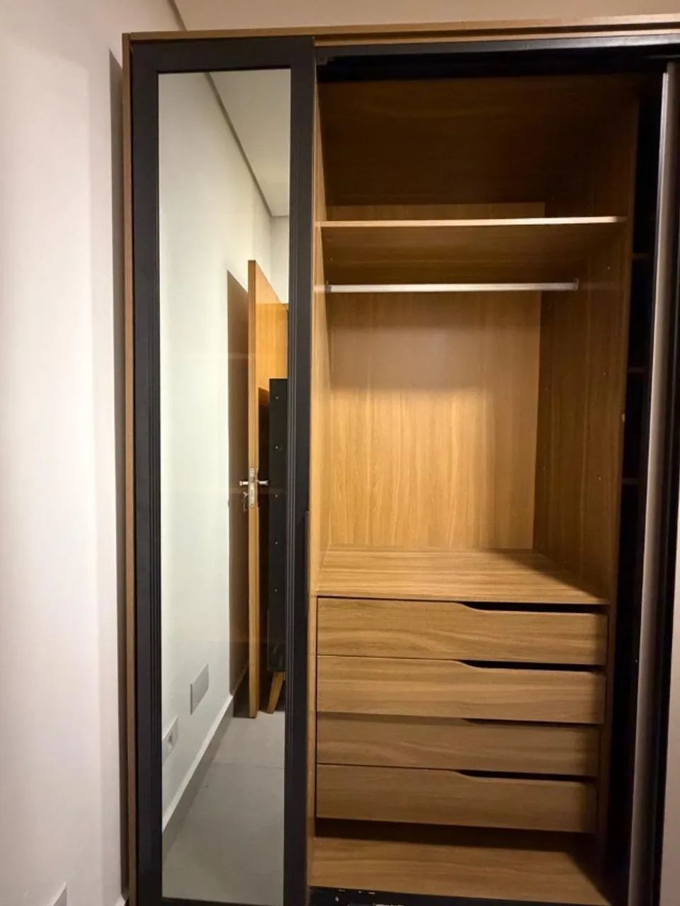 Guarda roupa de casal - Foto 5