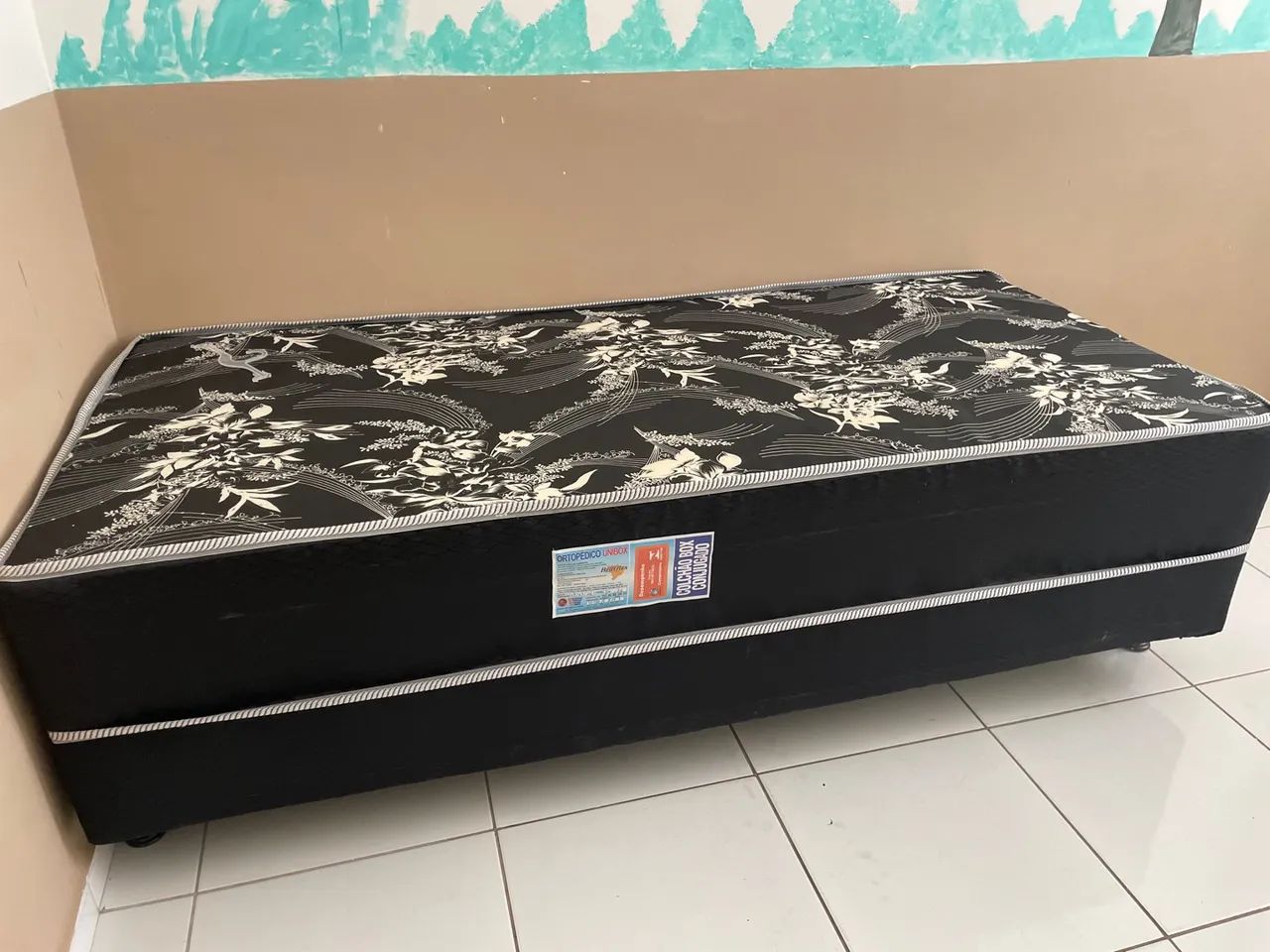 Vendo cama de solteiro  - Foto 4