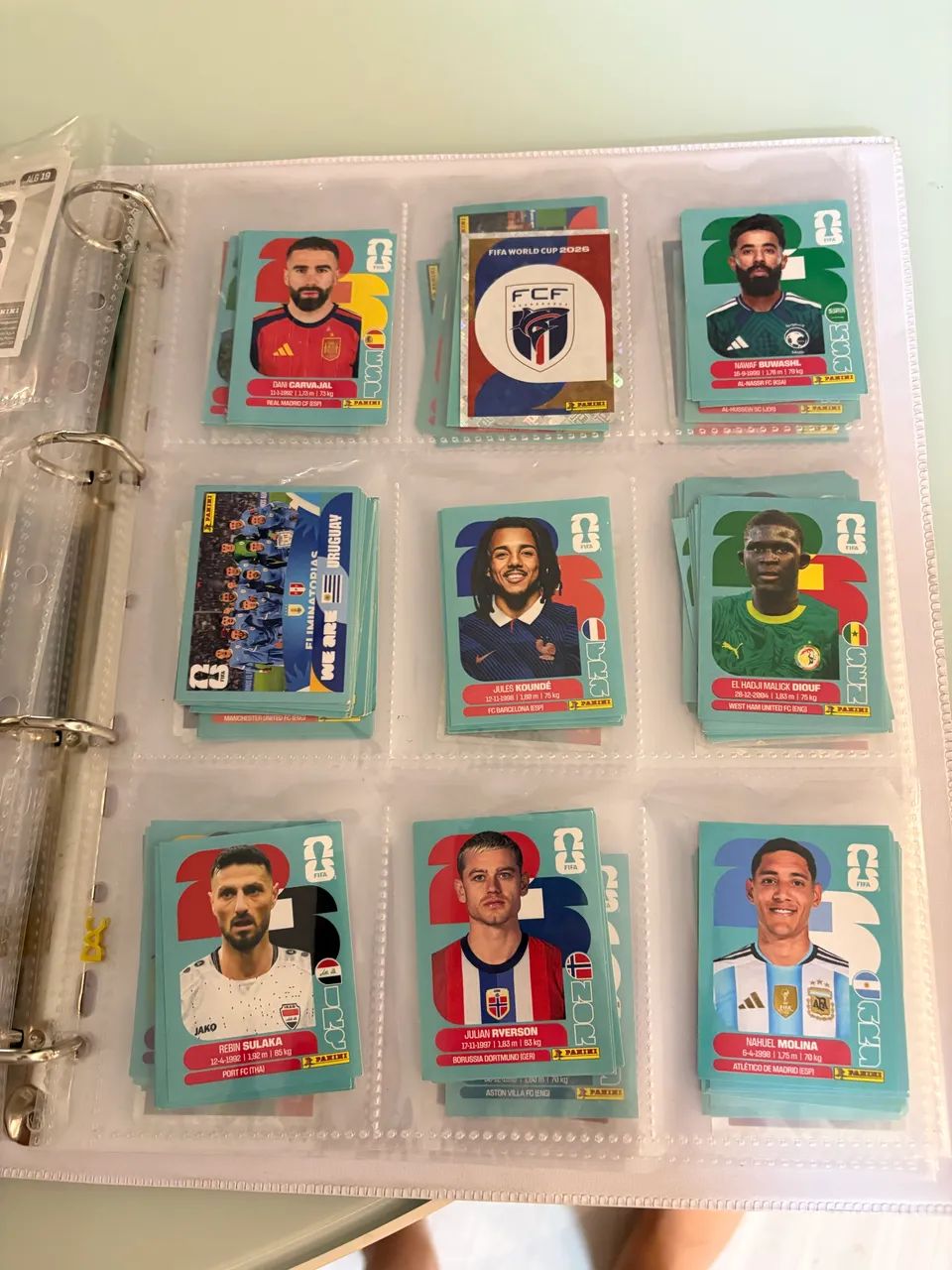 Figurinhas da copa de 2026 normal 1 brilhante 3 legend 25 - Foto 3