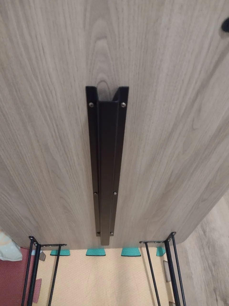Mesa de escritório ou estudos477314891351992321