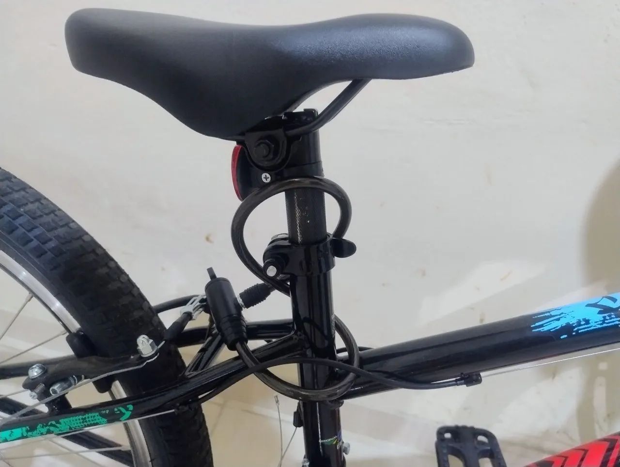 Bicicleta Aro 24 Semi Nova  - Foto 3