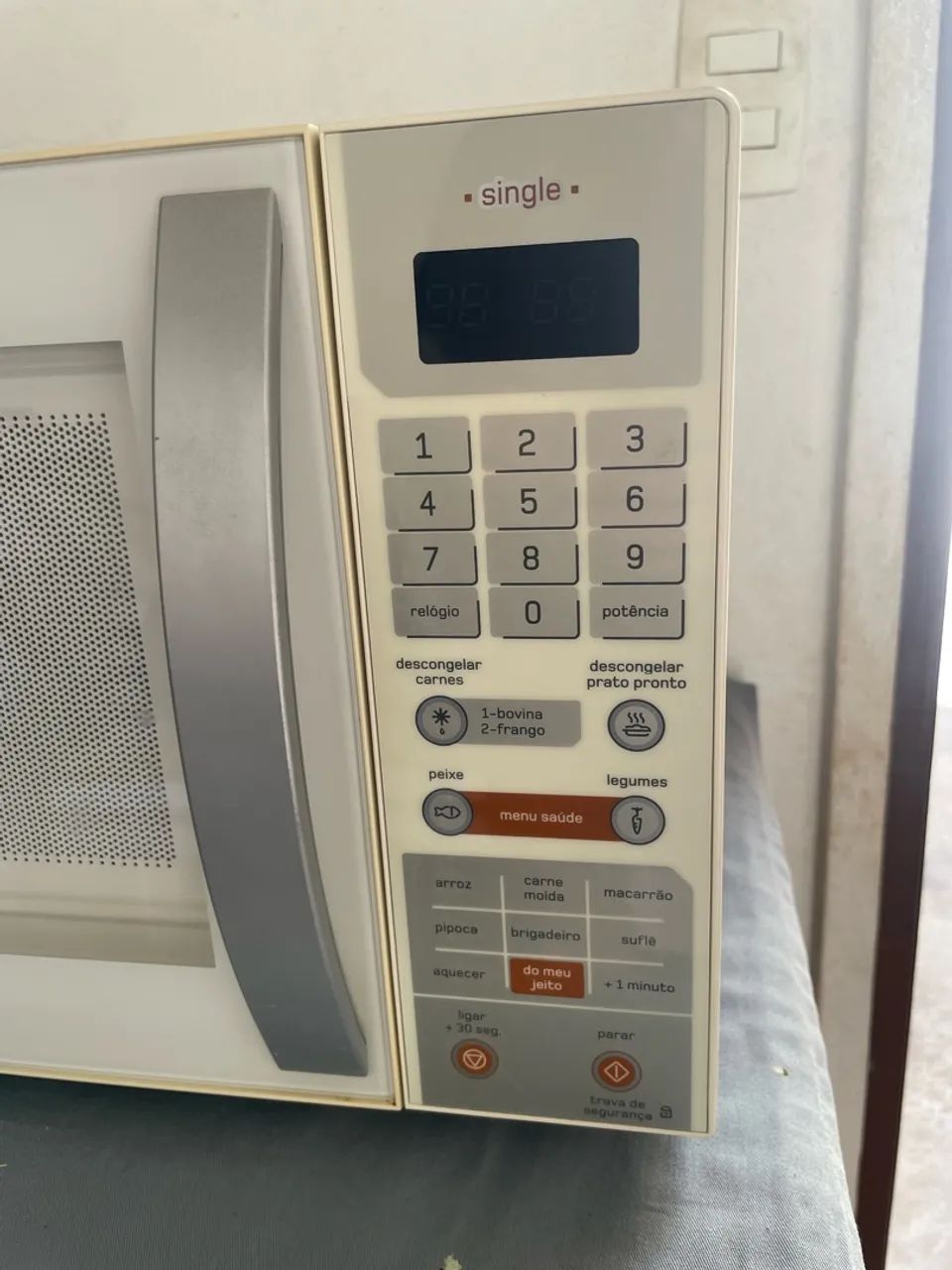 Microondas Brastemp 127V branco - Foto 2