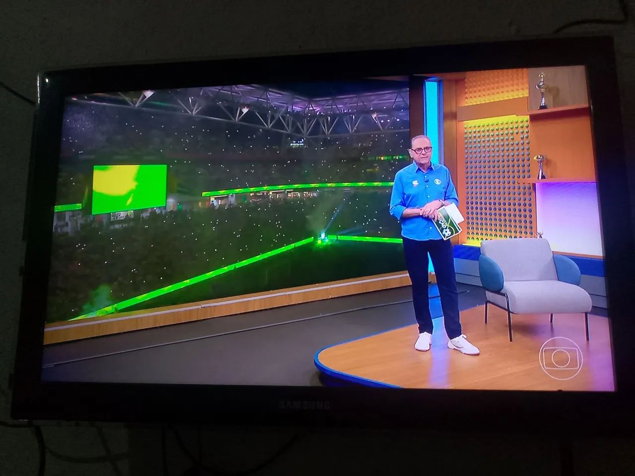 Tv 32 polegadas, não é smart  - Foto 3