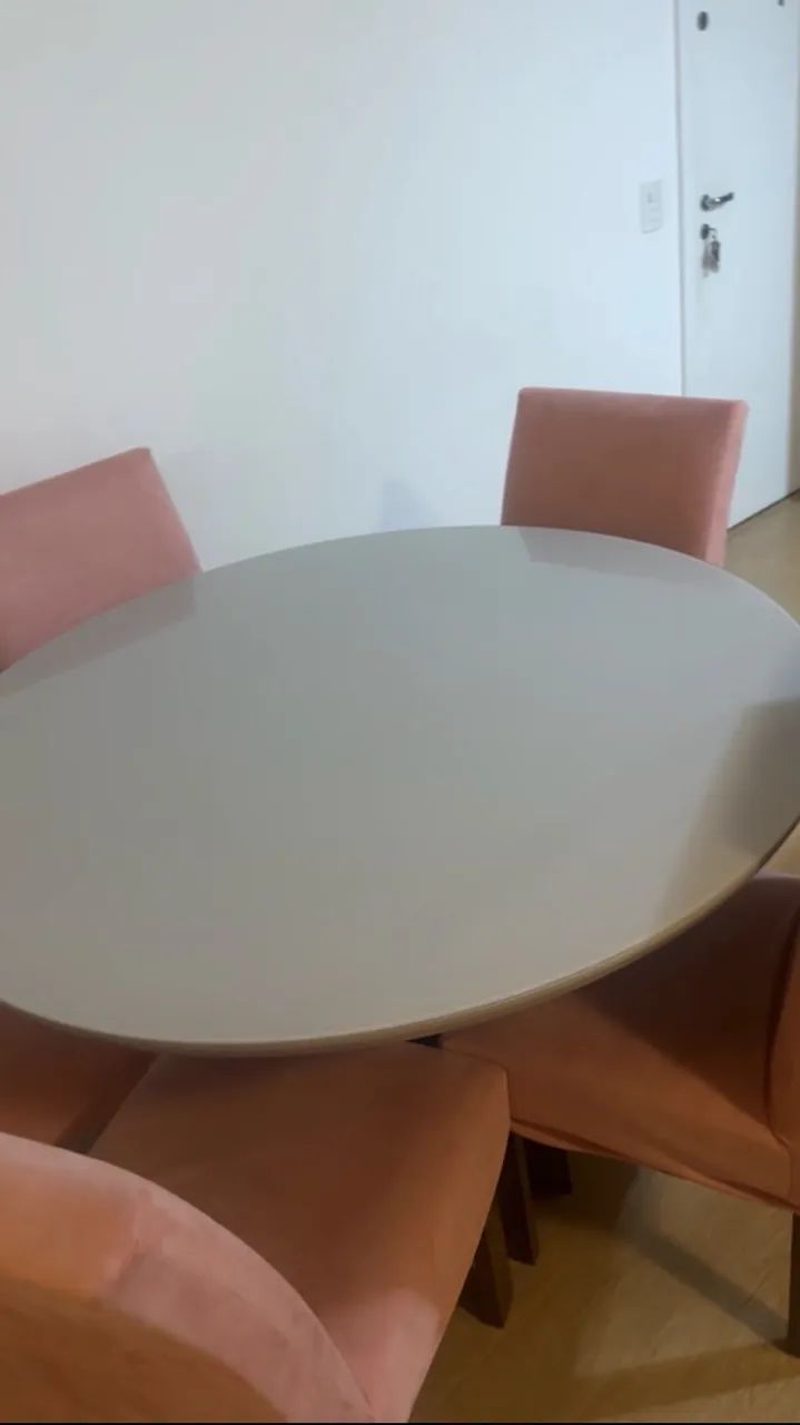 Mesa de tampão de vidro e 6 cadeiras  - Foto 3