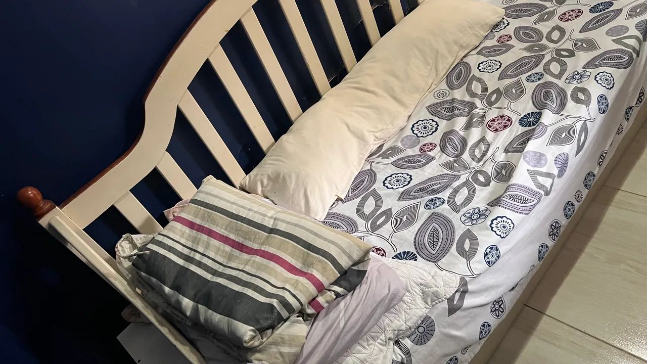 Sofá cama bicama, com colchão, madeira maciça  - Foto 3