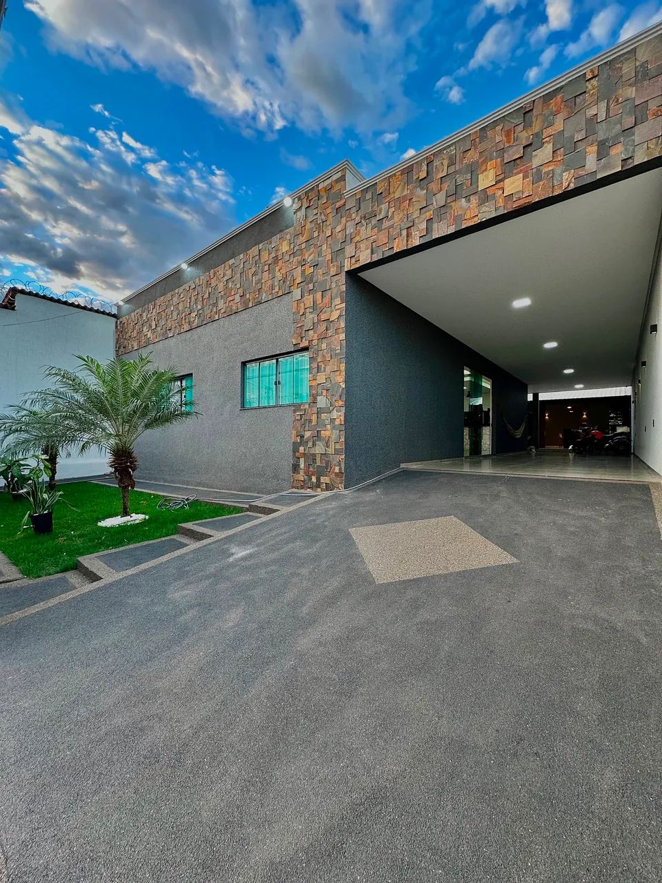 Casa disponível Vila Galvão 