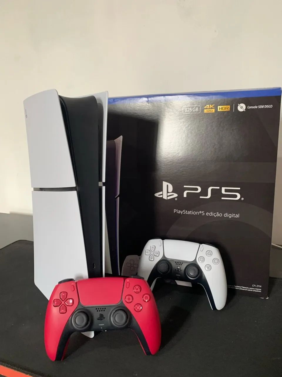 PS5 slim digital. Com 2 controles. - Foto 3