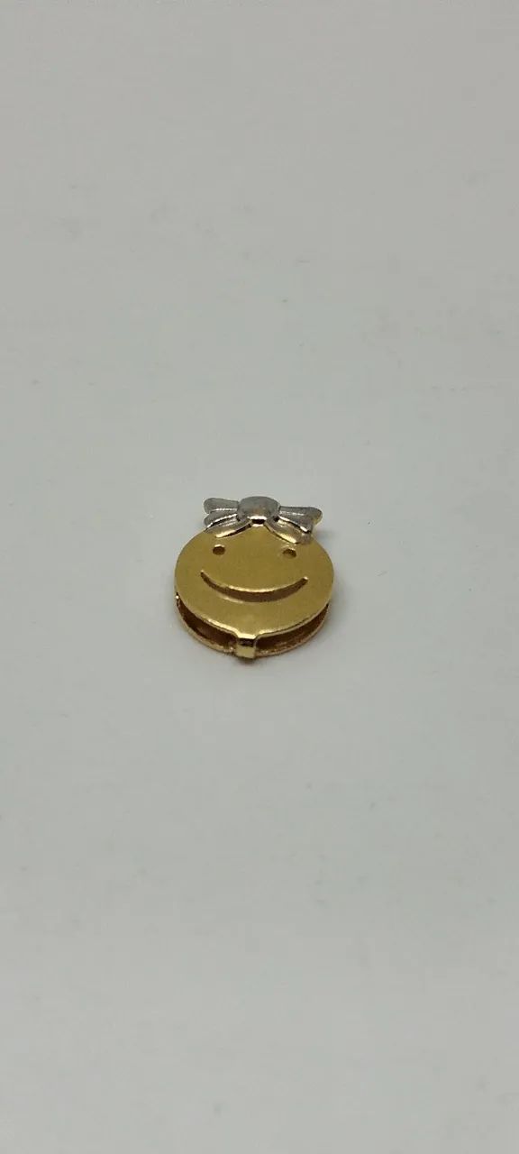Pingente Menina ouro 18k - 1cm - Foto 4