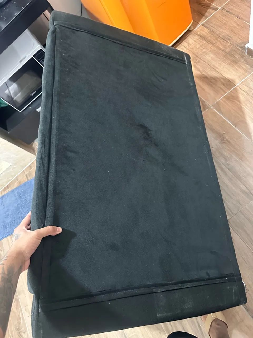 Sofá de 2 Lugares Preto - R$ 250,00 - Foto 5