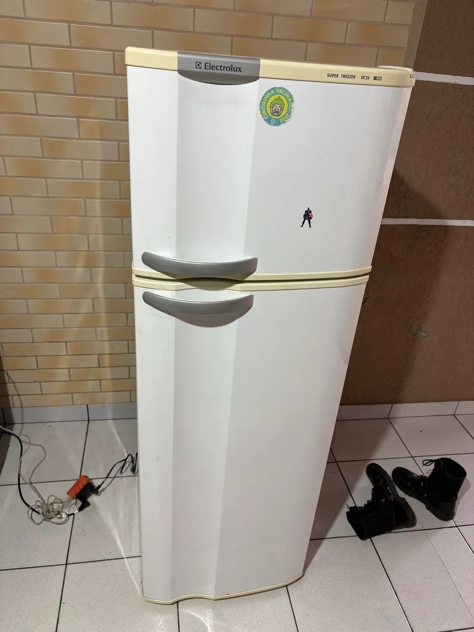 Geladeira Eletrolux funcionando perfeitamente 
