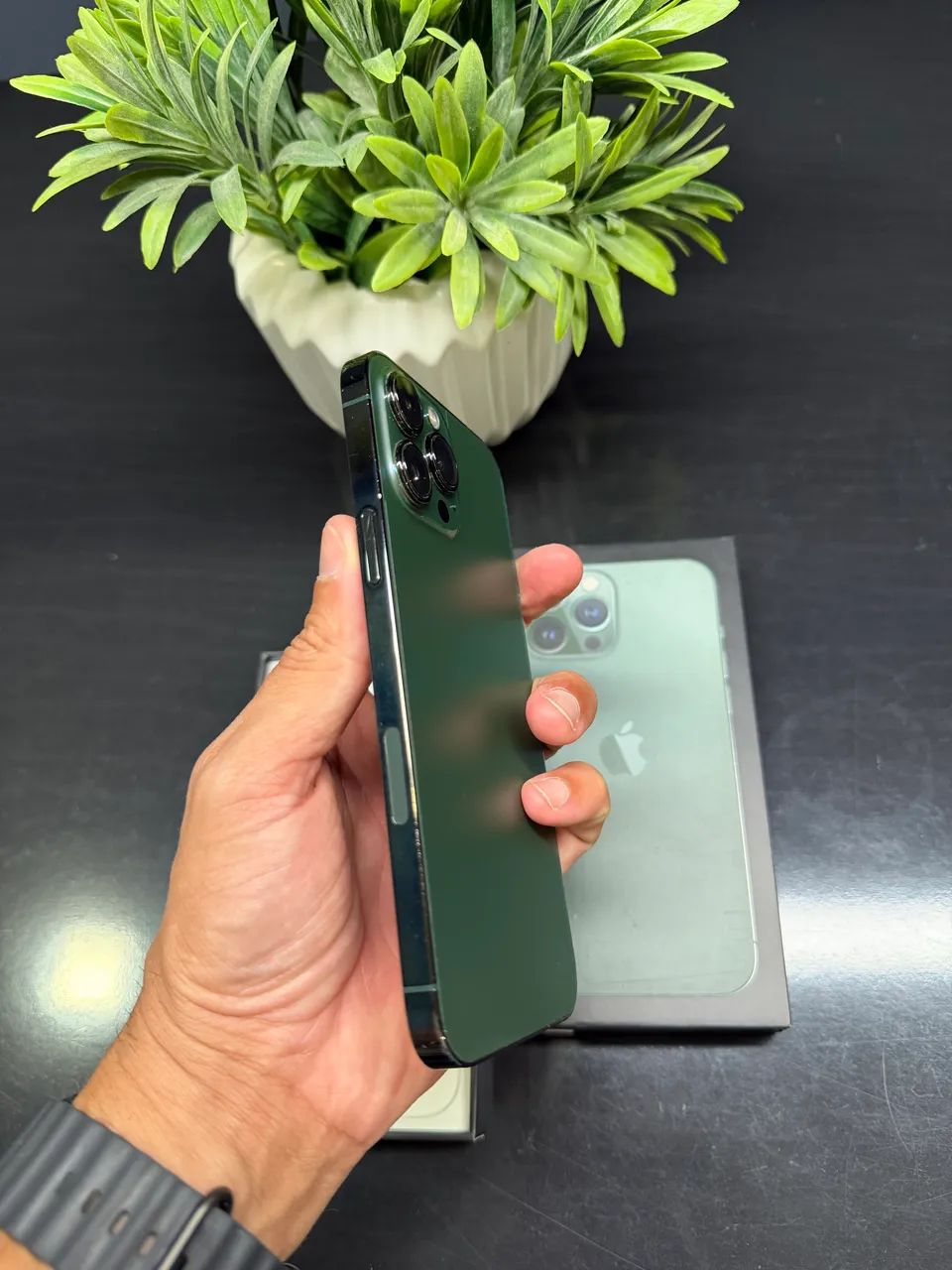 iPhone 13 Pro Max 256GB | Verde | Bateria 77% | Caixa e Cabo Original - Foto 2