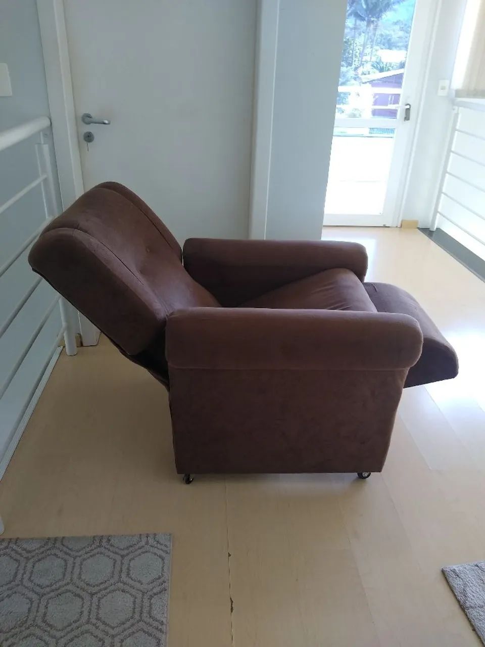 Vendo cadeira poltrona reclinável "do papai" - Foto 3