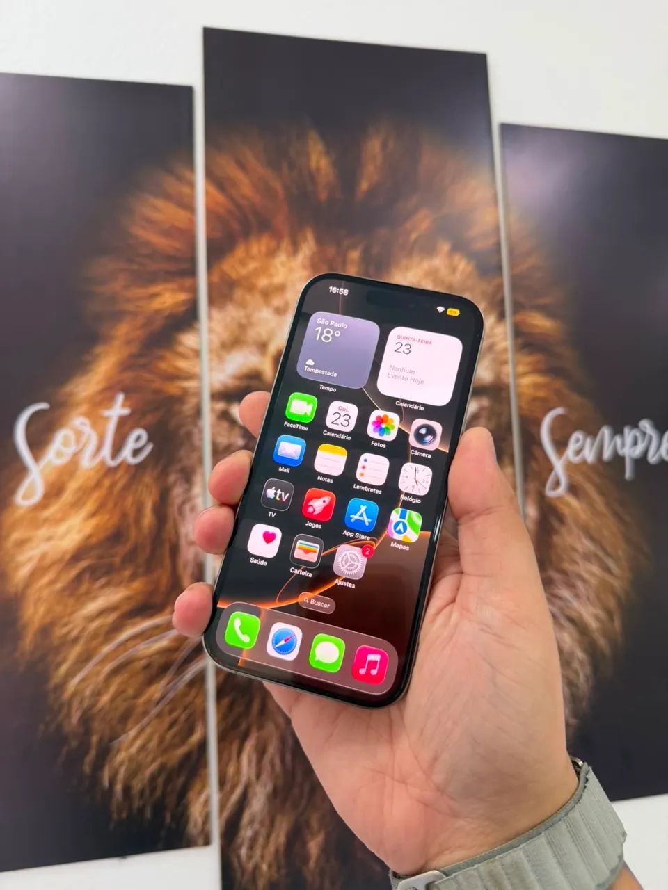 iPhone 16 Pro Titanium 256GB 90% de Bateria com Caixa e Cabo Original - Foto 3