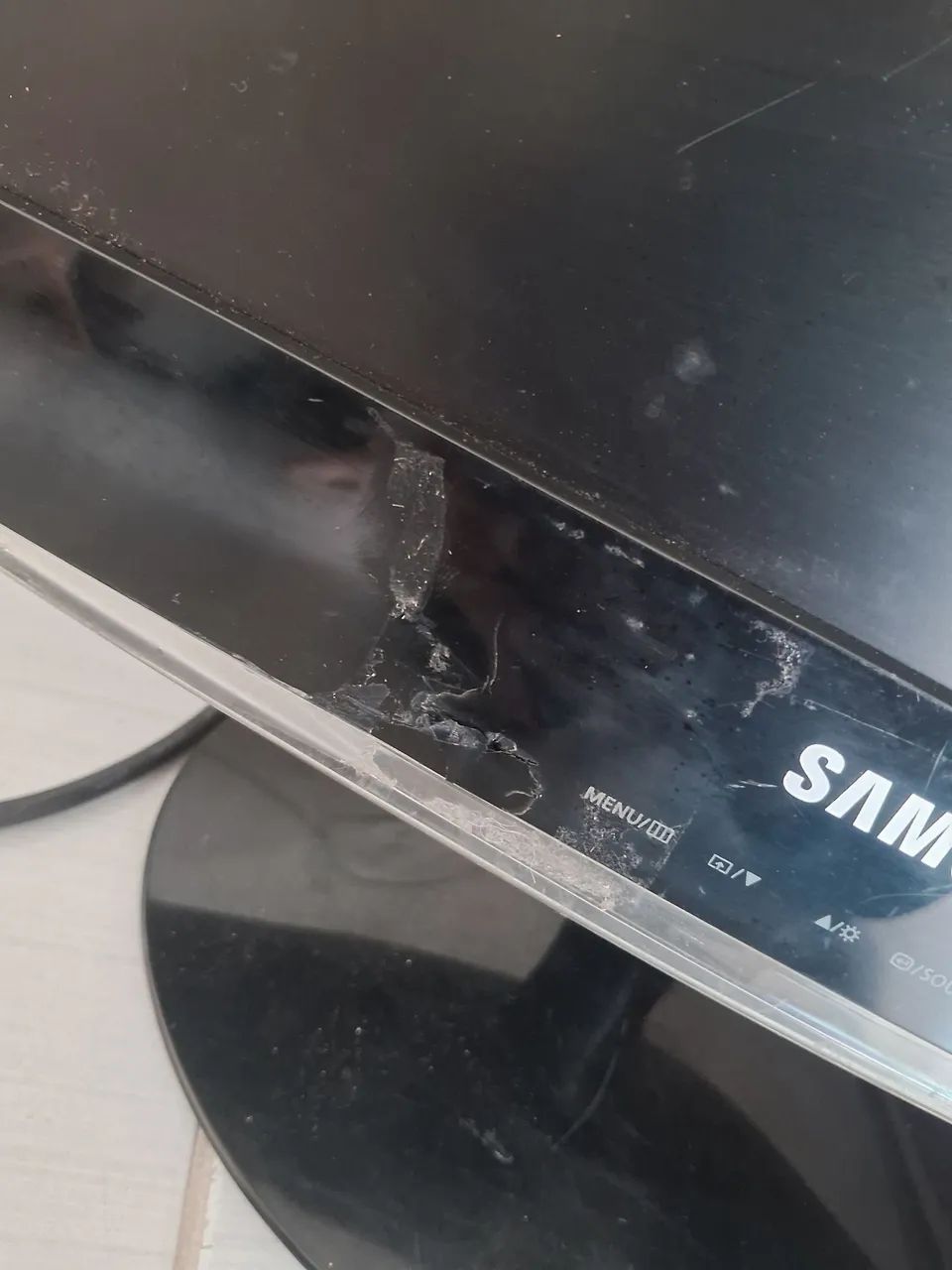 Monitor SAMSUNG SYNC MASTER B2030 - Foto 2
