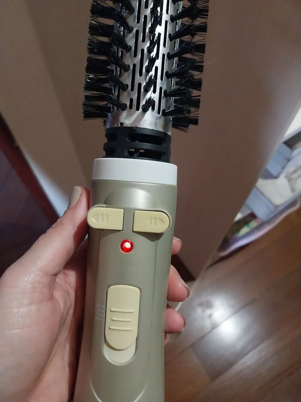 Escova Secadora/modeladora Cadence 