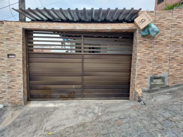 Casa Ampla com Edícula e Excelente Espaço Externo
