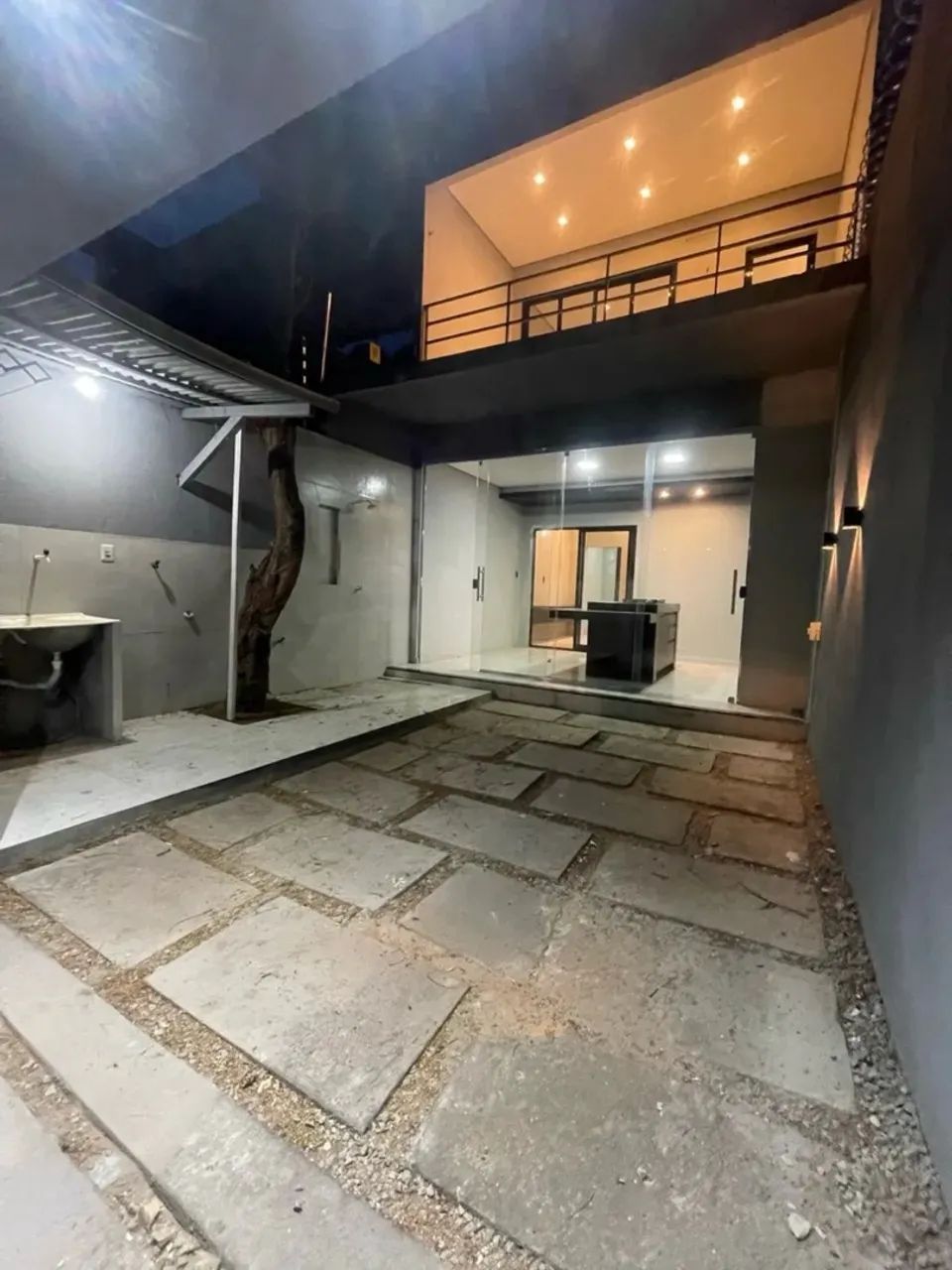 Aluga-se Duplex no bairro São Vicente